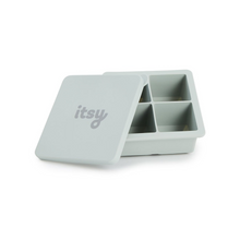 Load image into Gallery viewer, Itsy Silicone Snack + Store Tray (Cool Grey)